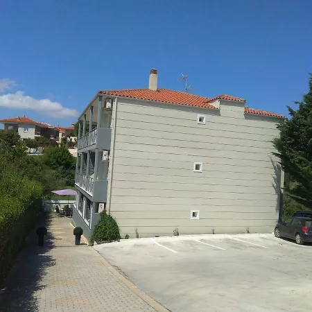 Milos Апартаменты