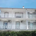 Milos شقة *