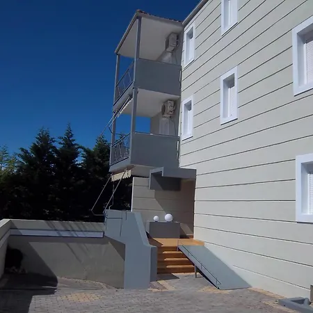 Milos Apartment *