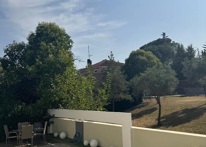 Milos *